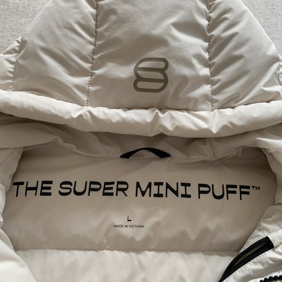 Aritzia Super Mini Puff Jacket – Matte Pearl, Size L - Picture 4 of 7